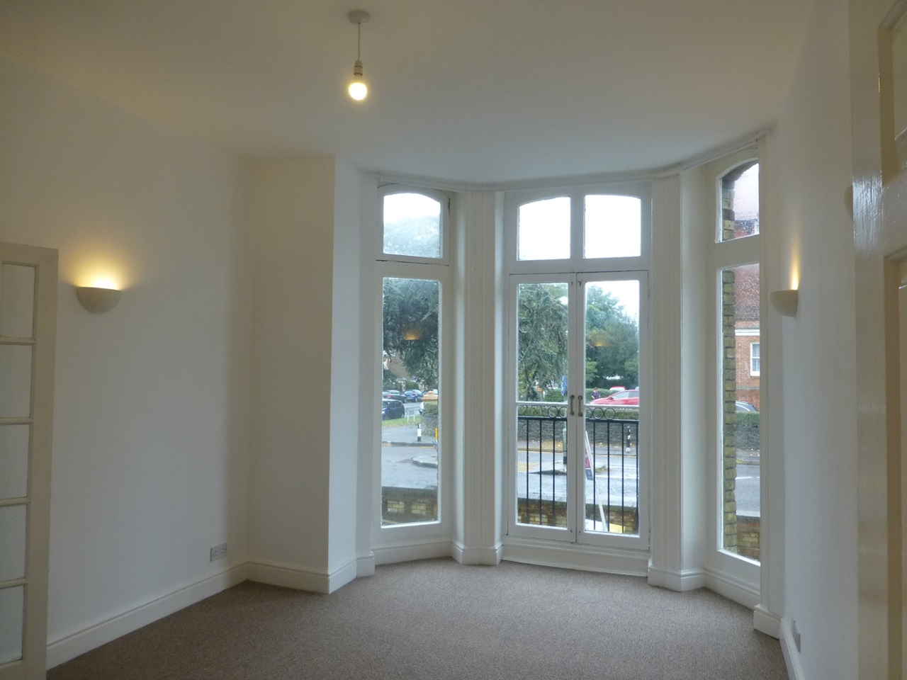 Folkestone 2 Bed Flat, Westbourne Lodge, CT20 To Rent Now for £950.00 p/m