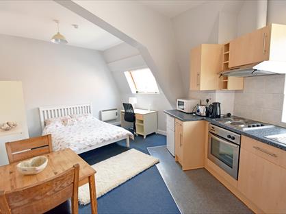 Studio Flat, Western Road, LE3