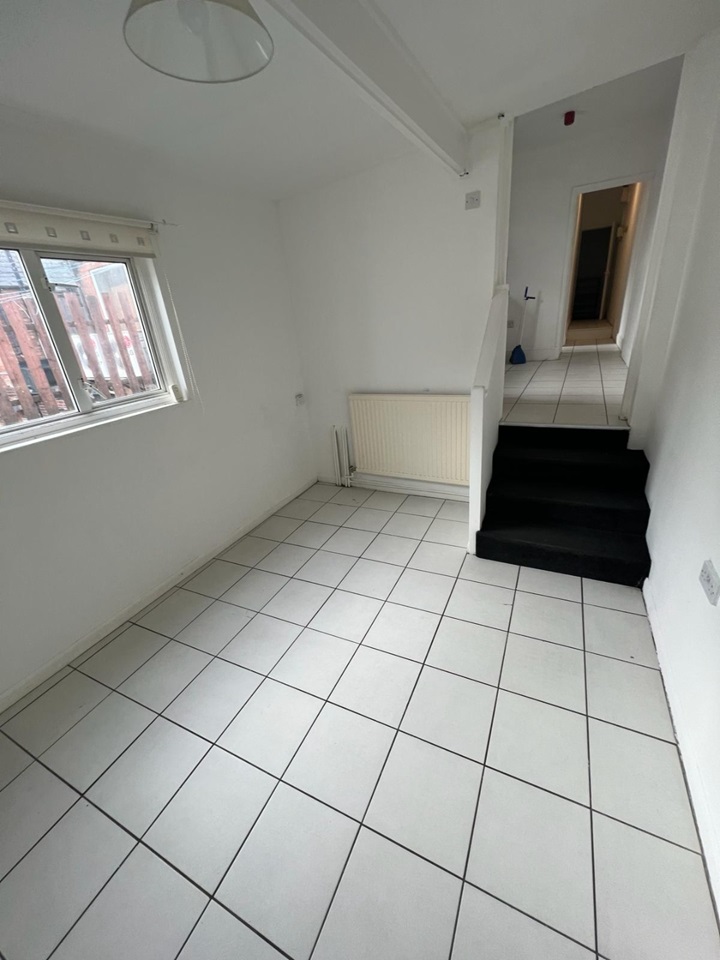 Leicester 2 Bed Flat, Narborough Road, LE3 To Rent Now for £799.00 p/m