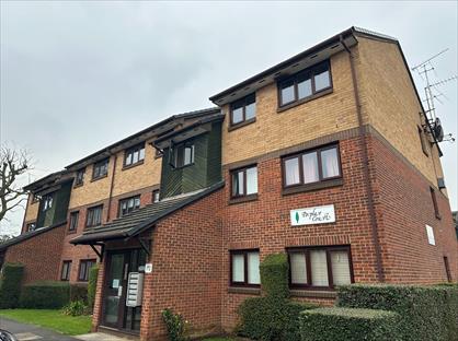 2 Bed Flat, Poplar Court, E4