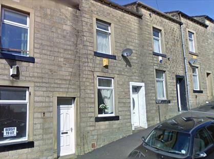 1 Bed Flat, Exchange Street, BB8