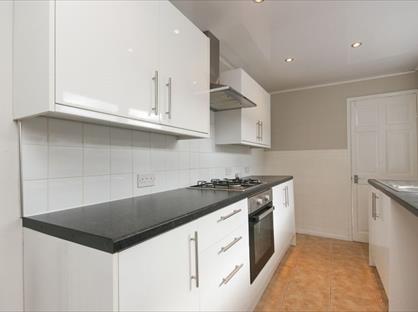 2 Bed Terraced House, Lily Street, ST5