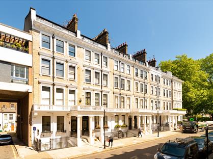 1 Bed Flat, Ovington Gardens, SW3