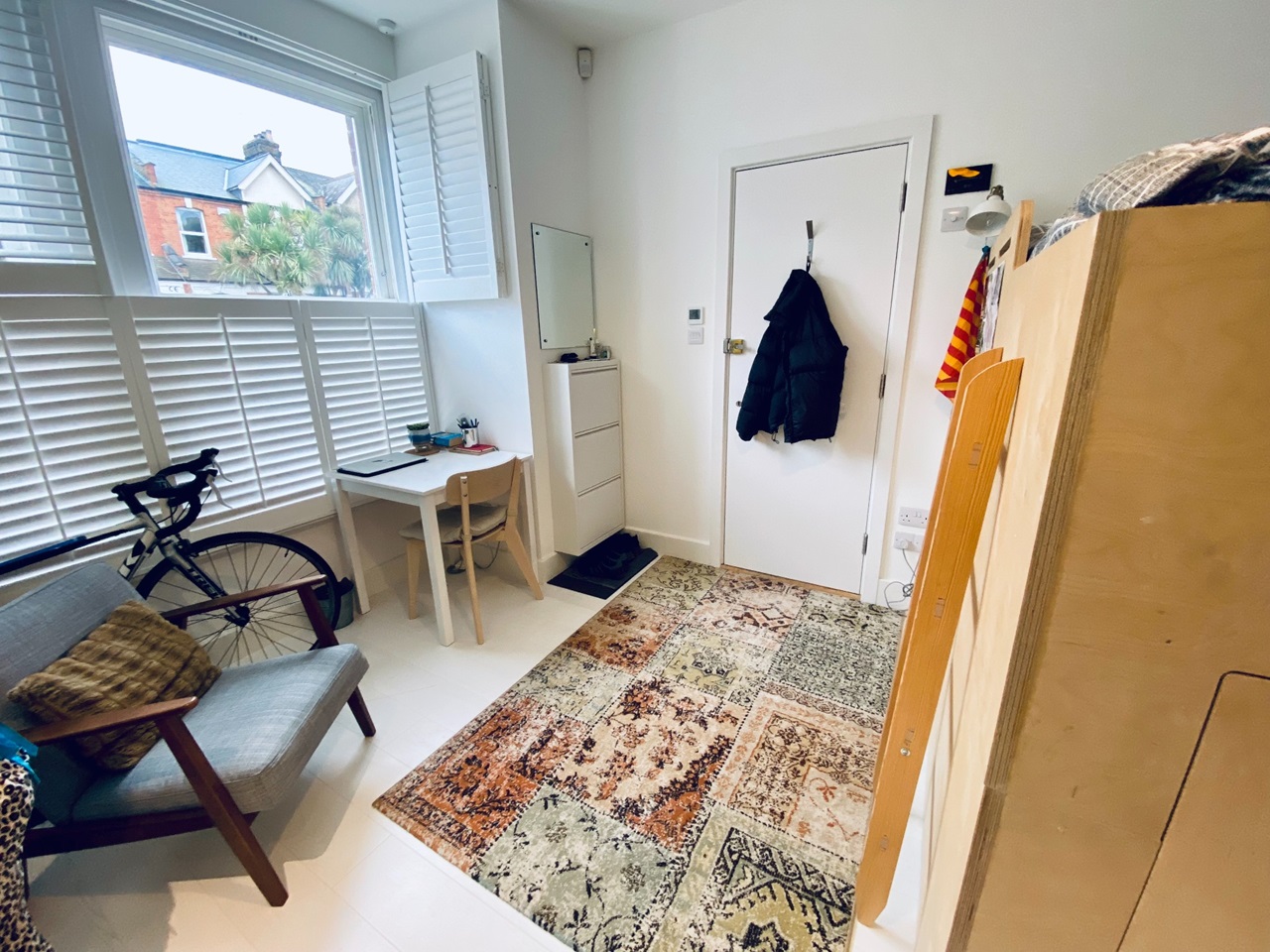 London Studio Flat, Barrington Road, N8 To Rent Now for £1,250.00 p/m