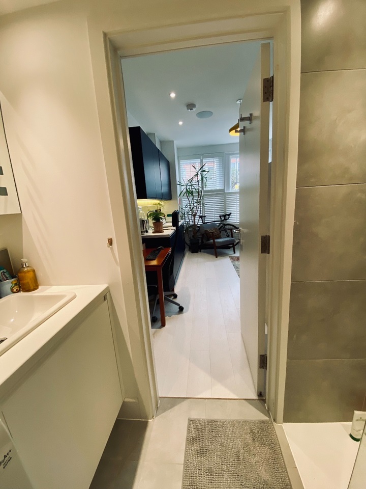 London Studio Flat, Barrington Road, N8 To Rent Now for £1,250.00 p/m