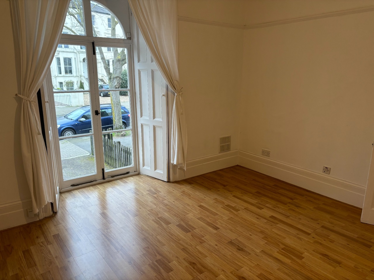 London 1 Bed Flat, Park Hall Road, SE21 To Rent Now for £1,600.00 p/m