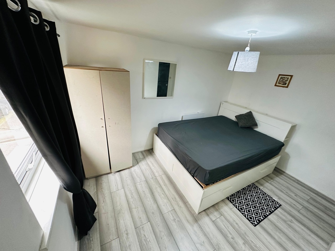 Barking 2 Bed Flat, Gurney Close, IG11 To Rent Now for £1,600.00 p/m