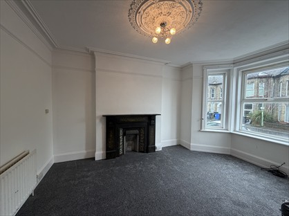 3 bed semi-detached house for rent in 3 Bed Semi-Detached House, Milton Road East, NR32
