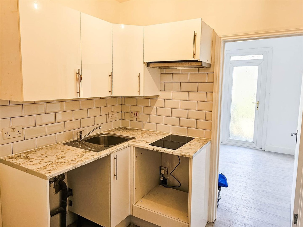 London 1 Bed Flat, Linthorpe Road, N16 To Rent Now for £1,350.00 p/m