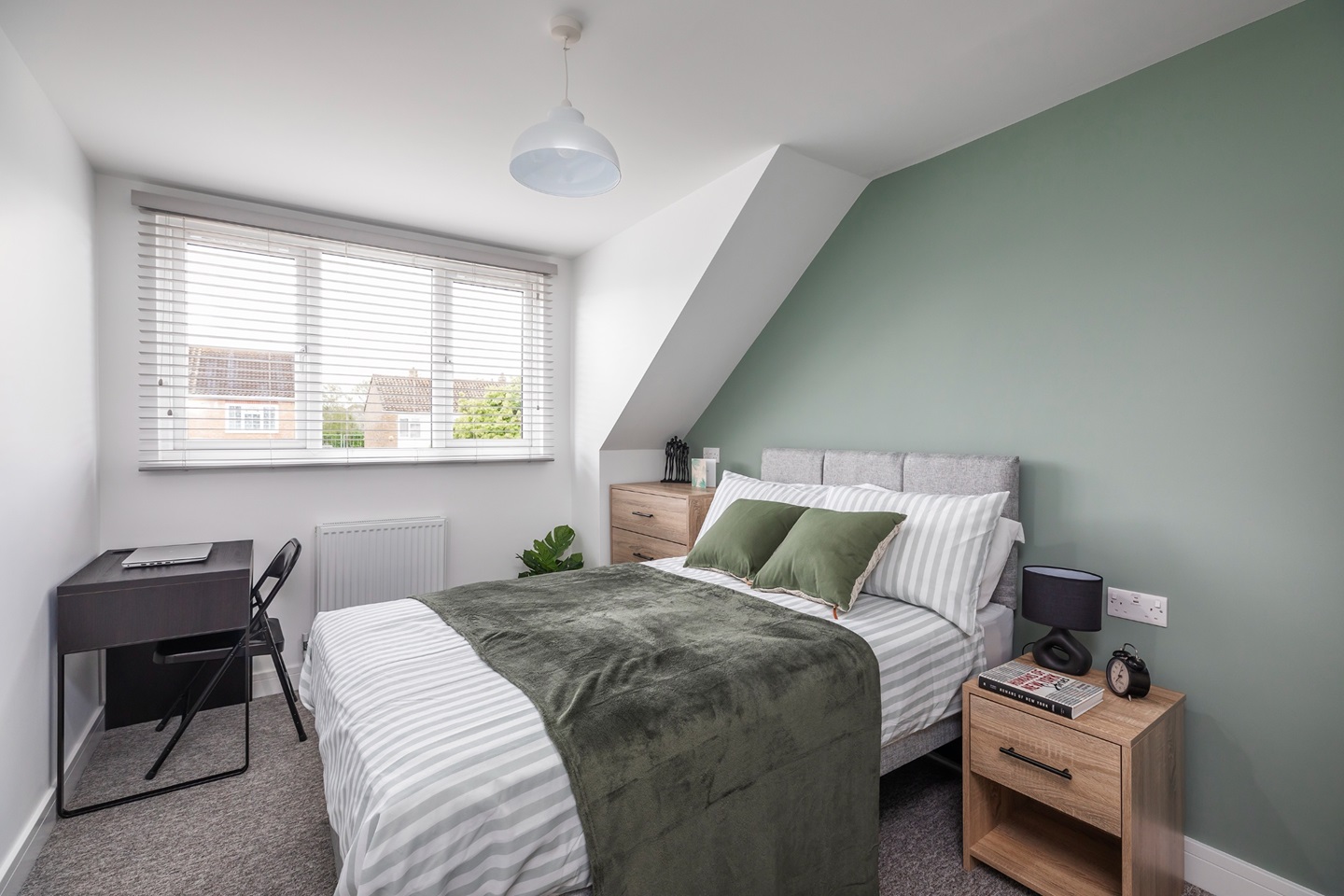 Shinfield, Reading Room in a Shared House, Seymour Avenue, RG2 To