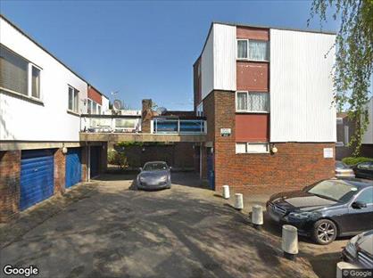 3 Bed Flat, Cherry Close, NW9