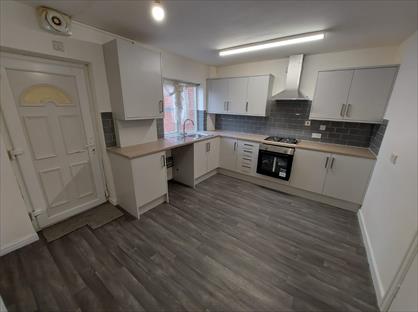 3 Bed Semi-Detached House, Moss Street, M7