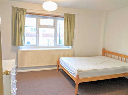 Room in a Shared House, Waddington Road, E15