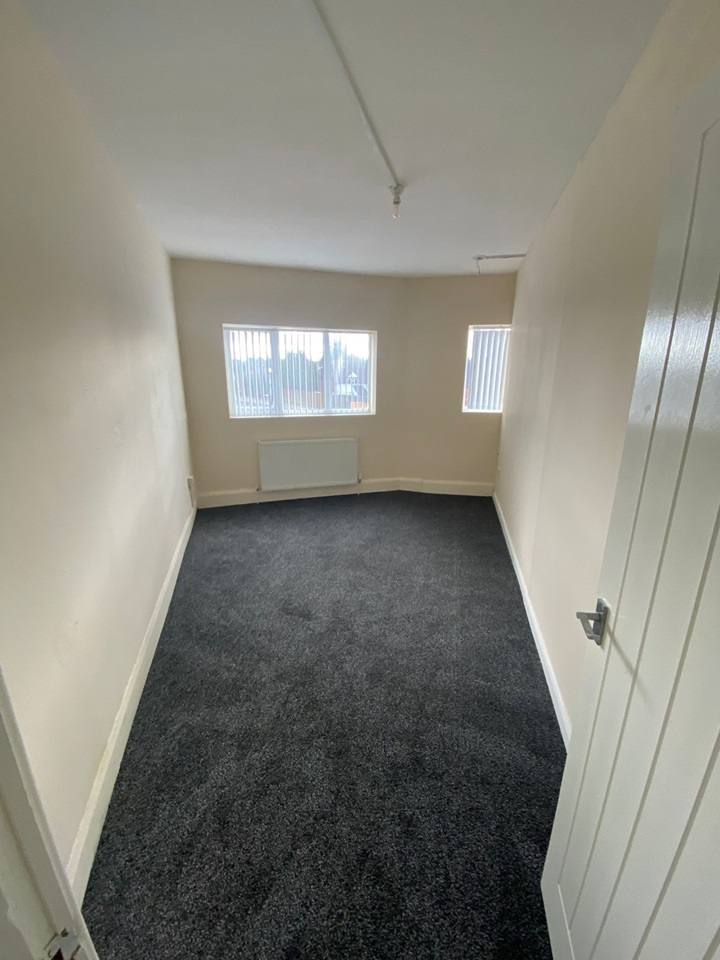 Birmingham 4 Bed Flat, Perry Common Road, B23 To Rent Now for £850.