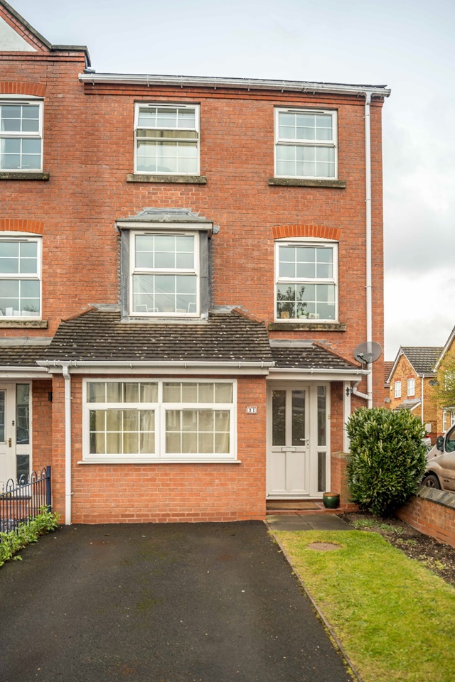 Walsall Room in a Shared House, Tong Street, WS1 To Rent Now for £