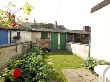 3 Bed Terraced House, St. Andrews Street, LN5