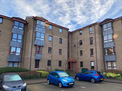 3 Bed Flat, Sienna Gardens, EH9