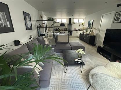 3 Bed Flat, Baylis Road, SE1