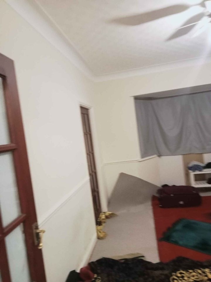 London Room in a Shared House, The Crescent, N11 To Rent Now for £