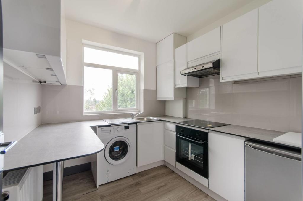 London Studio Flat, Dollis Hill Lane, NW2 To Rent Now for £1,280.46 p/m