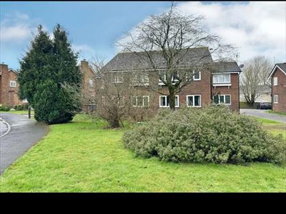 1 Bed Flat, Millersdale Court, SK13