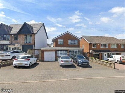 3 Bed Detached House, Netherend Lane, B63