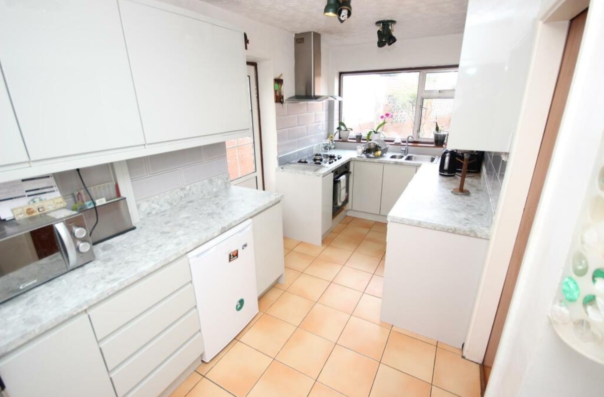 Halesowen - 3 Bed Detached House, Netherend Lane, B63 - To Rent Now for ...
