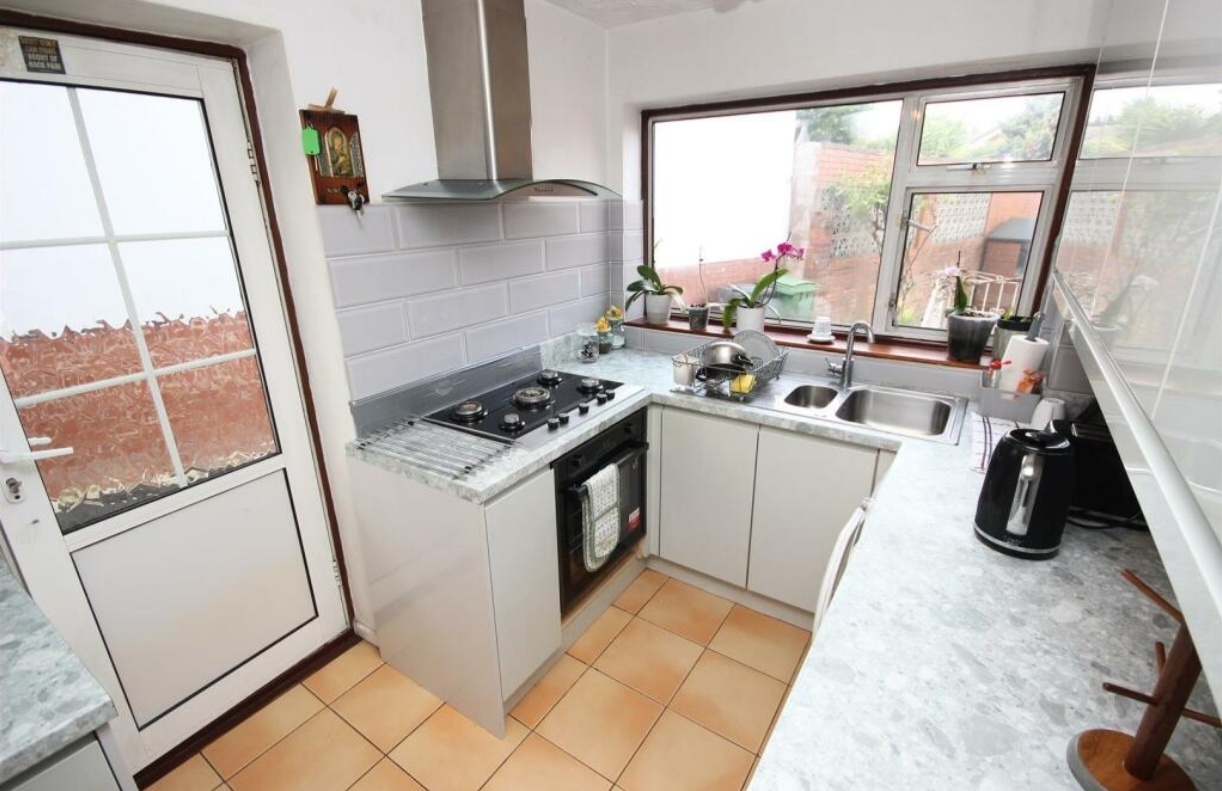 Halesowen - 3 Bed Detached House, Netherend Lane, B63 - To Rent Now for ...