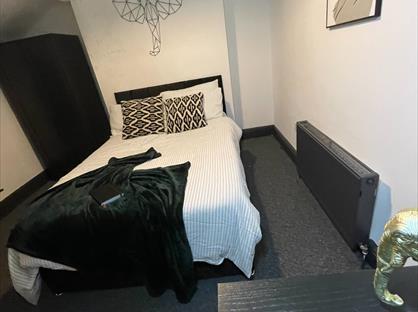 Room in a Shared House, Moscow Drive, L13