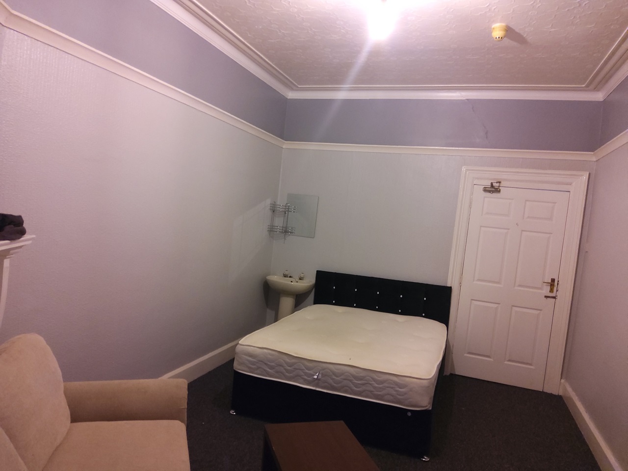 Doncaster Room in a Shared House, Victorian Crescent, DN2 To Rent