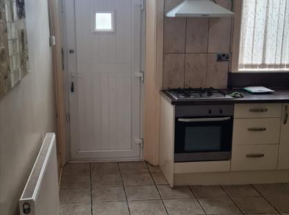 3 Bed Semi-Detached House, Clerk Green Street, WF17