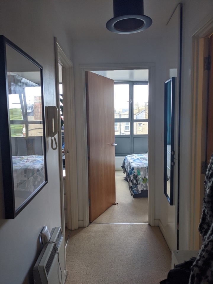 London 1 Bed Flat, Courtenay House, SW2 To Rent Now for £1,200.00 p/m