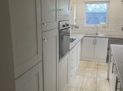 Room in a Shared House, Frettons, SS14