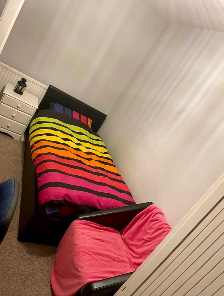 New Room in a Shared Flat, York Road, EN5 To Rent Now for £600.00 p/m