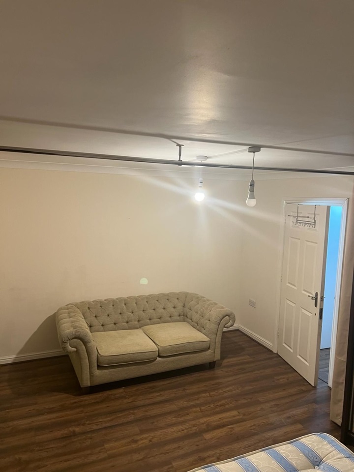 Wealdstone, Harrow 1 Bed Flat, Louise Court, HA3 To Rent Now for £