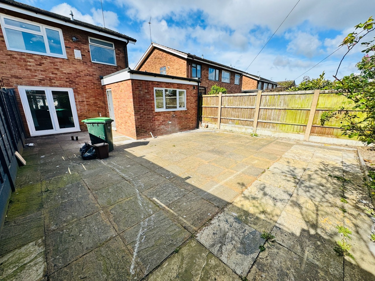 Tipton 4 Bed SemiDetached House, Oakley Avenue, DY4 To Rent Now