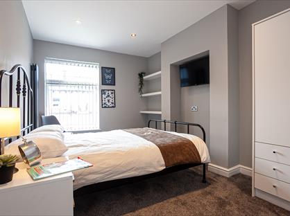 Room in a Shared House, Crompton Road, SK11