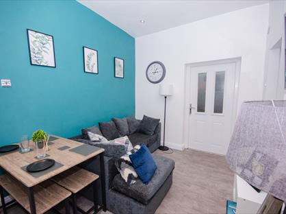 2 Bed Flat, School Road, B13