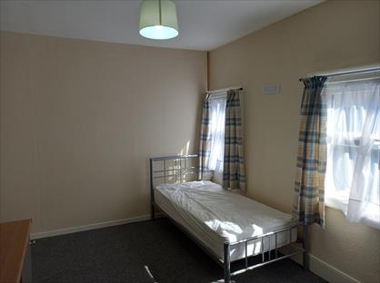 Room in a Shared House, Osborne Street, CO2