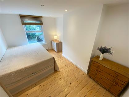 Room in a Shared Flat, Lydford Road, W9