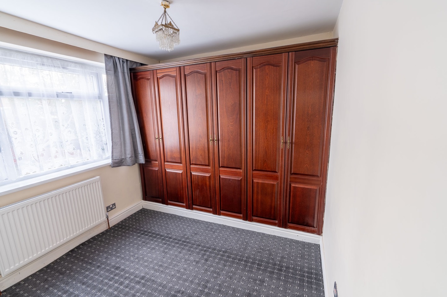 Romford 2 Bed Terraced House, Romford, RM7 To Rent Now for £1,900.