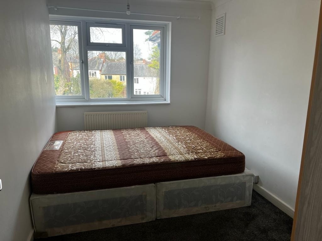 Luton 4 Bed SemiDetached House, Dorel Close, LU2 To Rent Now for £