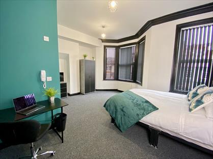 Room in a Shared House, King Street, PR8