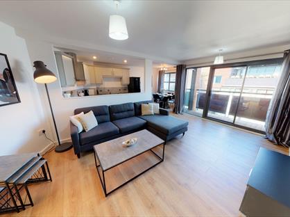 2 Bed Flat, Back Colquitt Street, L1