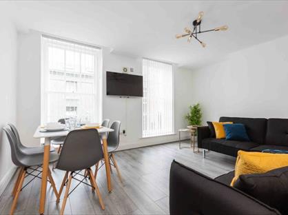 2 Bed Flat, Bold Street, L1
