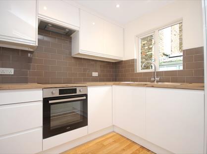 Studio Flat, Danbury Street, N1