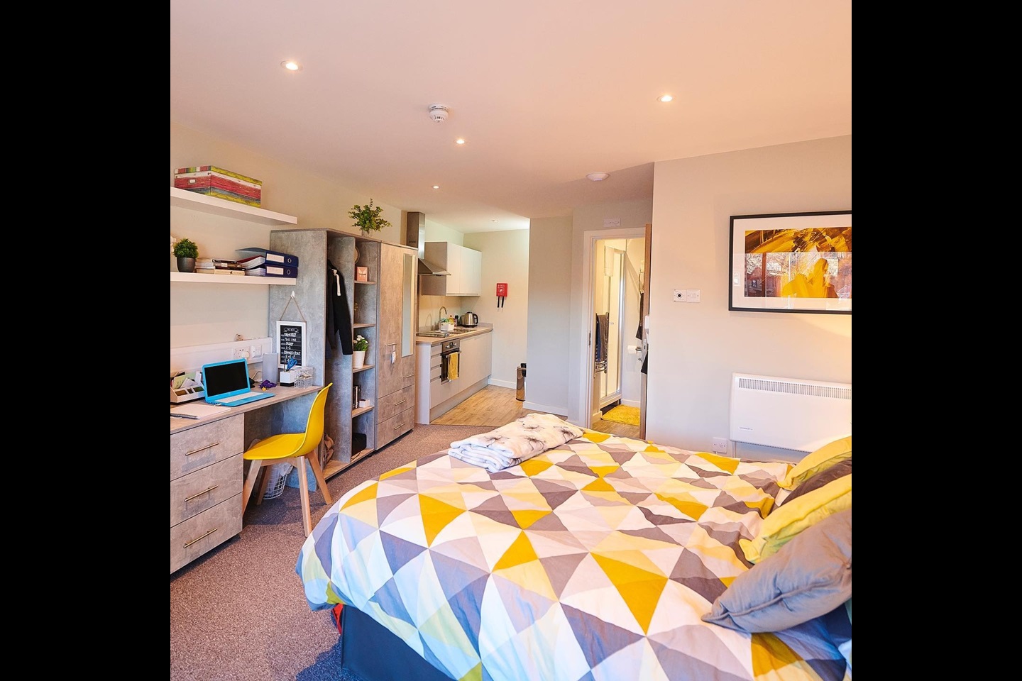 Ormskirk Studio Flat, Church Street, L39 To Rent Now for £801.67 p/m