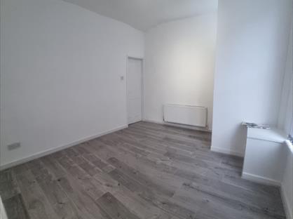 2 Bed Terraced House, Smollett St, L20