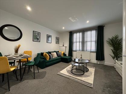 2 Bed Maisonette, Delce Road, ME1