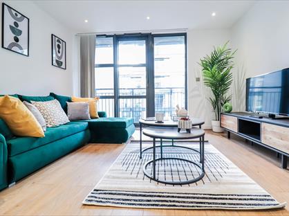 1 Bed Flat, Manilla Street, E14